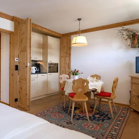 Studio Chesa Sur Puoz E8 * Samedan